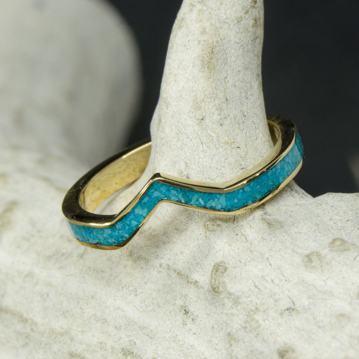 White Gold V Ring with Turquoise Inlay