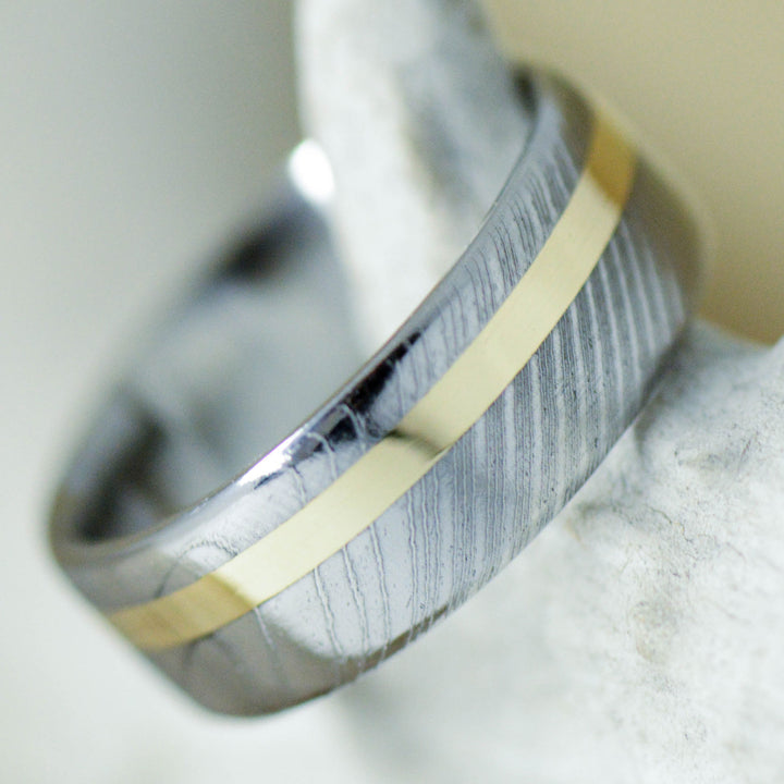 Polished Damascus Steel, Yellow Gold Inlay