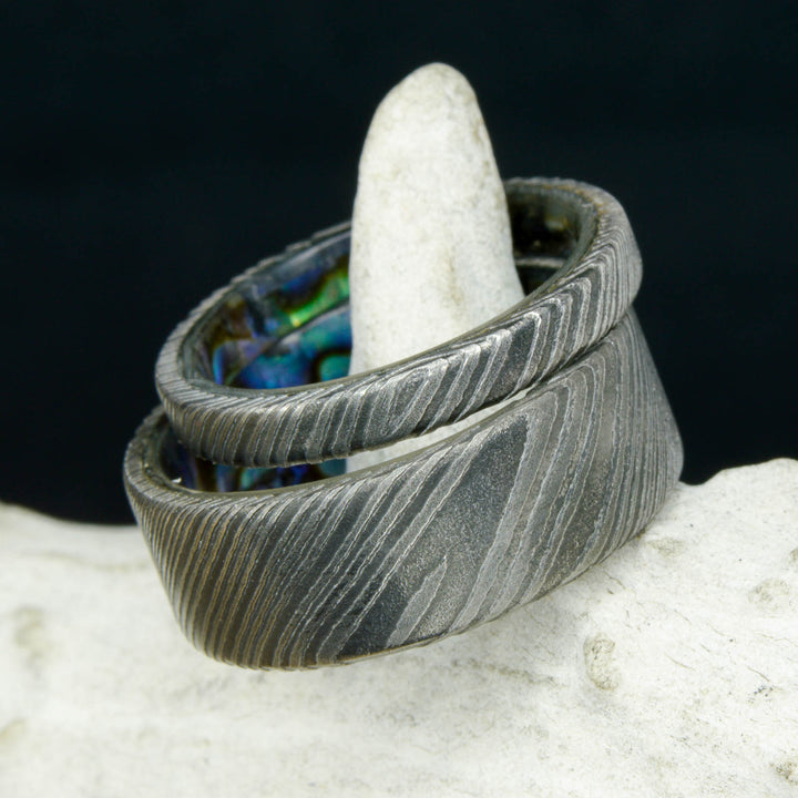 Dark Damascus Steel, Abalone Shell Sleeve