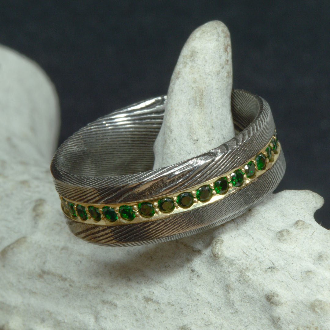 Polished Damascus Steel & Emerald Band