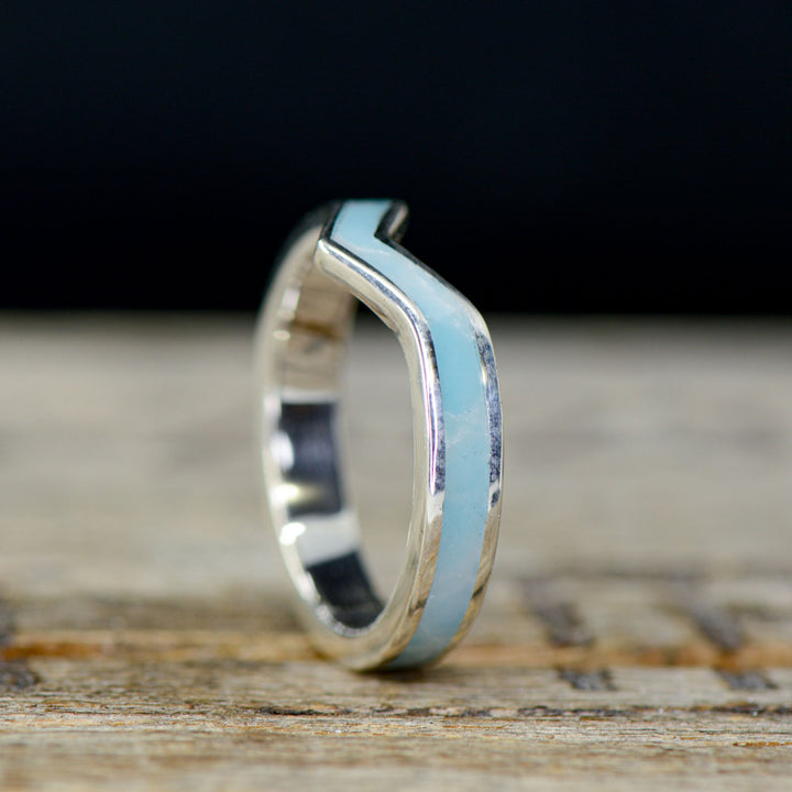 Gold or Silver Larimar V-Ring